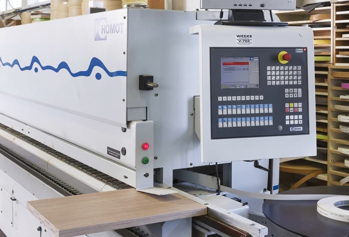 Bordatrice automatica